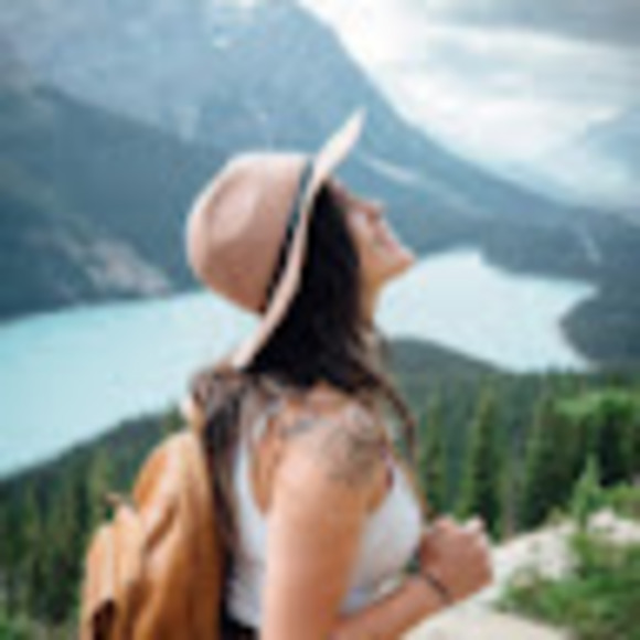 Meet your Posher, Ashley - Picture 1 of 1